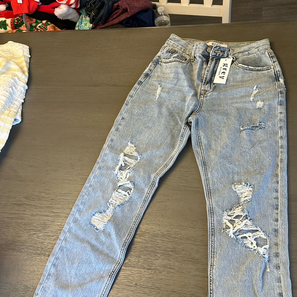 Grey Bandit Mom Jeans Size 3/25